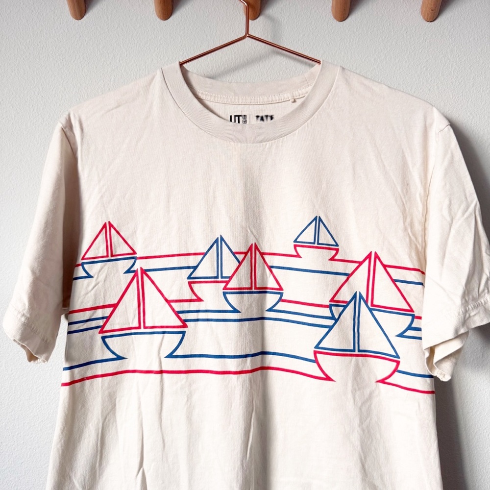 Uniqlo Curated by Tate Short Sleeve UT museum collection - Picture 5 of 12